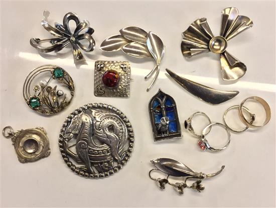 Collection of 6 Scandinavian & other jewellery